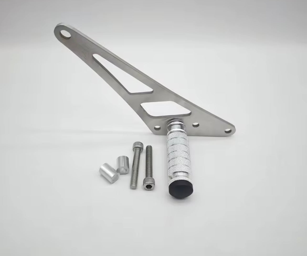 Ultra Bee Footlocks